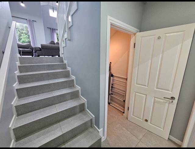 2 BEDROOM DUPLEX FOR SALE IN MOSSEL BAY CENTRAL